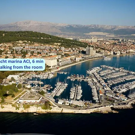 Lovely Room In Perfect Location * Split